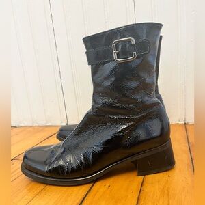 La CANADIENNE Puddle Chic Black Patent Rain Boot, Size 10